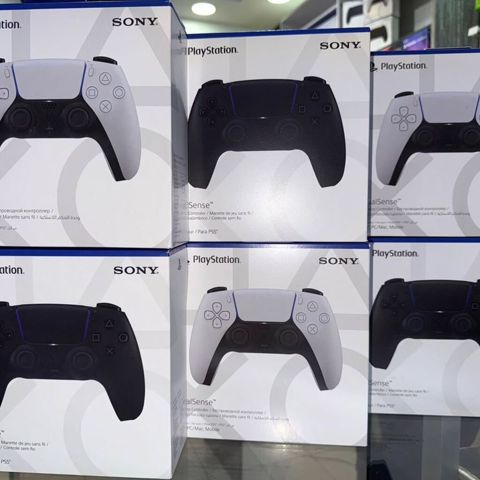 Sony PlayStation DualSense simsiz oyun idarəetmə qurğusu - Model — Bakı