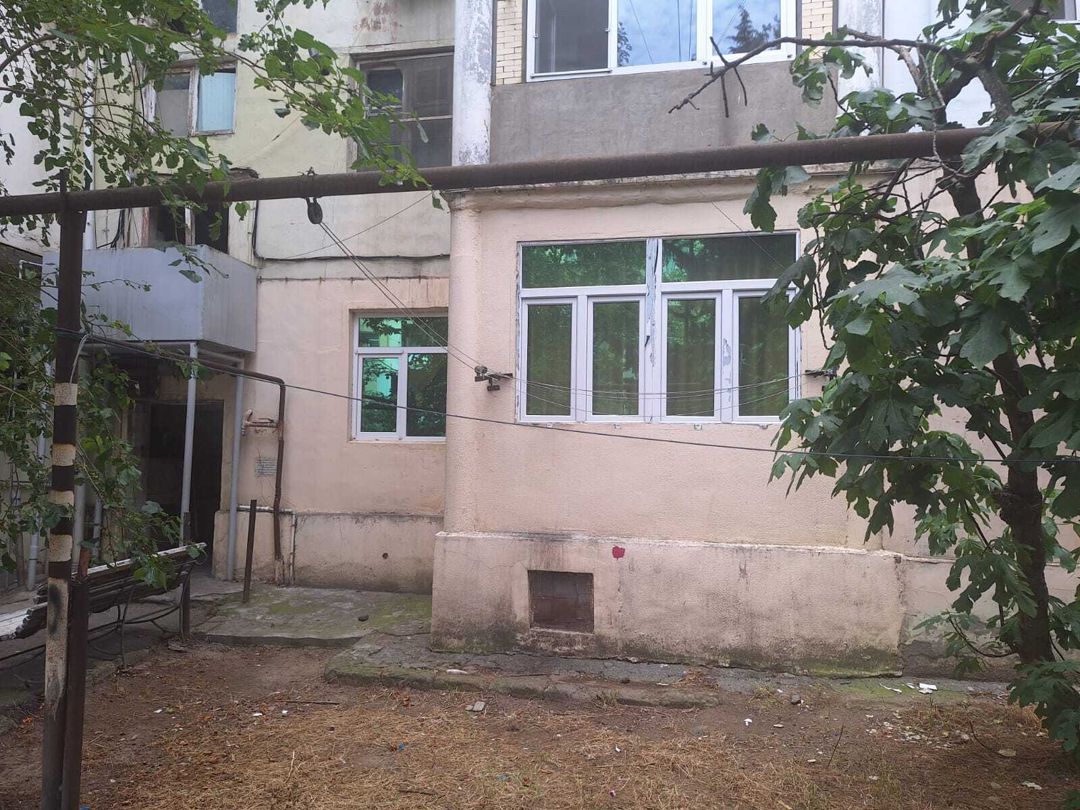 Satılır 2 otaqlı köhnə tikili 48 m² — Mənzil, Bakı (2)