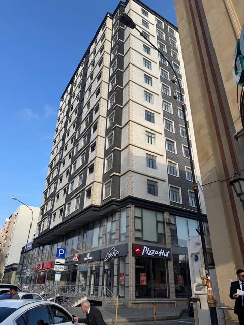 Satılır 3 otaqlı yeni tikili 92 m² — Bakı