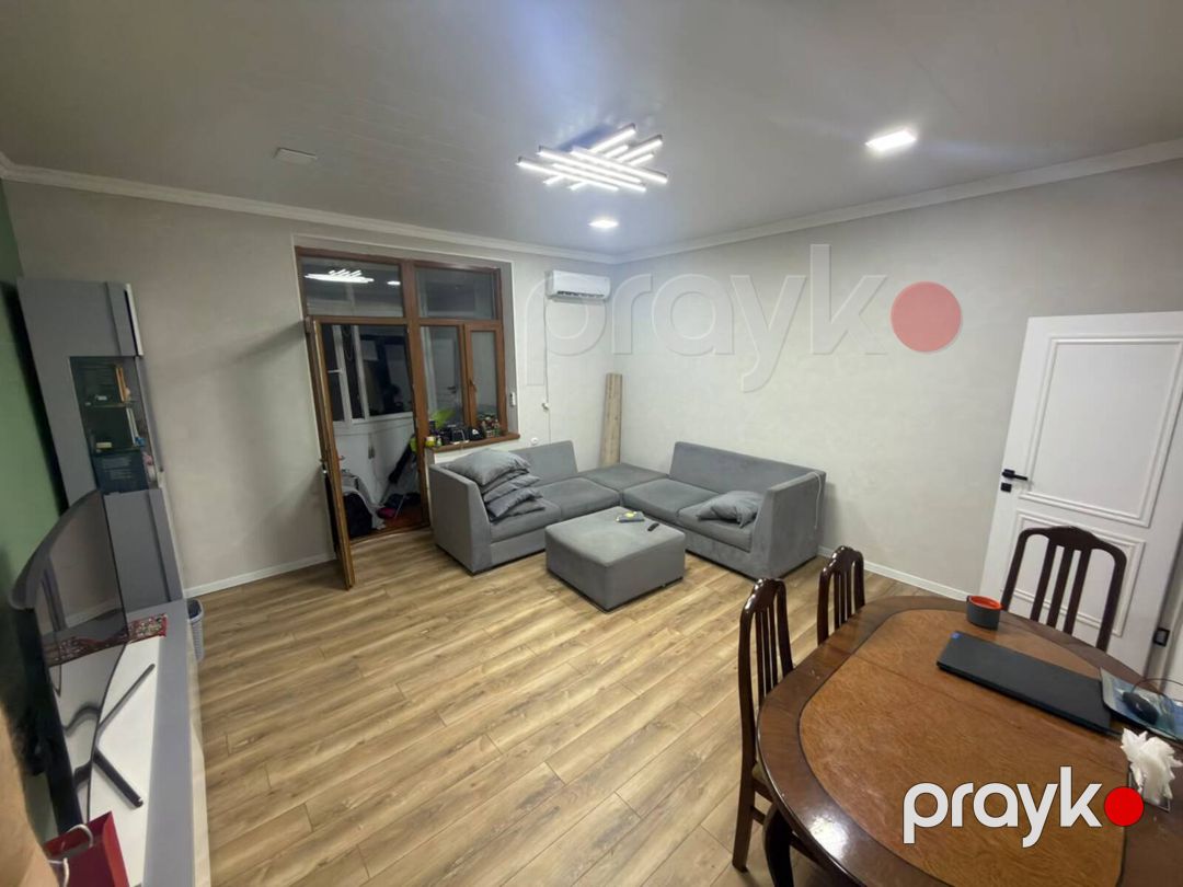 Satılır 2 otaqlı köhnə tikili 60 m² — Mənzil, Bakı (7)