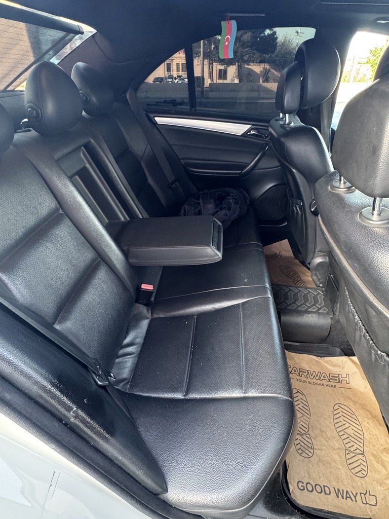 Mercedes C 230, 2.5 L, 2005 il, 264 000 km — Avtomobillər, Xırdalan (5)
