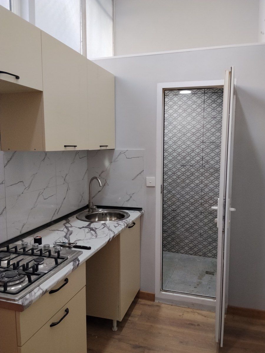 Satılır 1 otaqlı köhnə tikili 25 m² — Mənzil, Bakı (12)