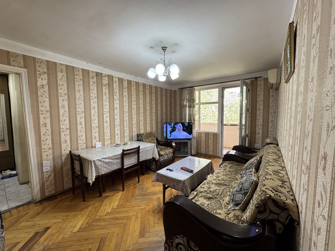Satılır 2 otaqlı köhnə tikili 58 m² — Mənzil, Bakı (3)