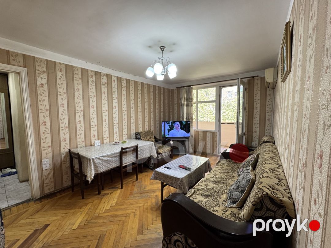 Satılır 2 otaqlı köhnə tikili 58 m² — Mənzil, Bakı (3)