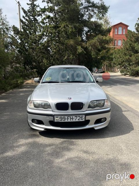 BMW 320, 2.2 L, 2002 il, 290 000 km
