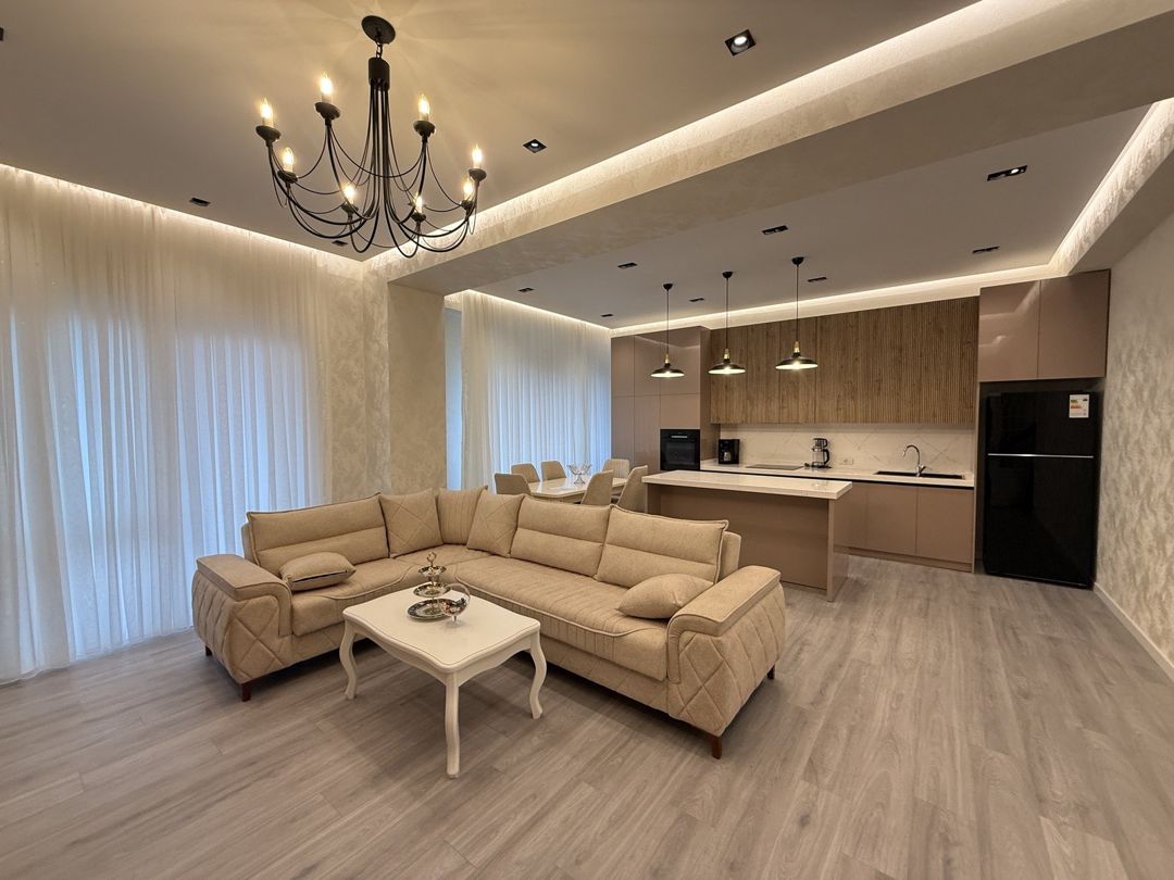 İcarəyə verilir 4 otaqlı yeni tikili 170 m² — Mənzil, Bakı (5)