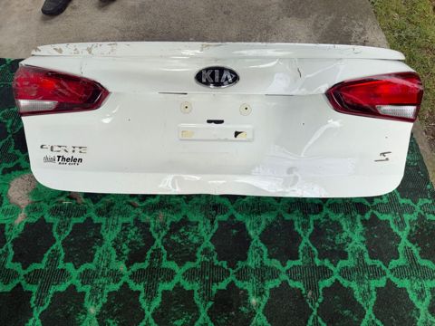 Kia Forte, 2017 il, ABŞ, Ünvandan götürmə — Şəki