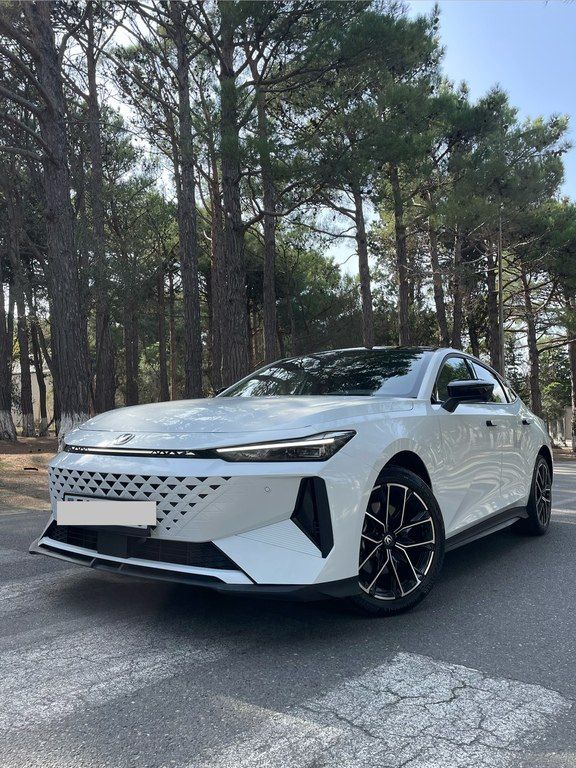 Changan Uni-V iDD, 1.5 L, 18.4 kWh, 2025 il, 17 000 km — Avtomobillər, Bakı (3)