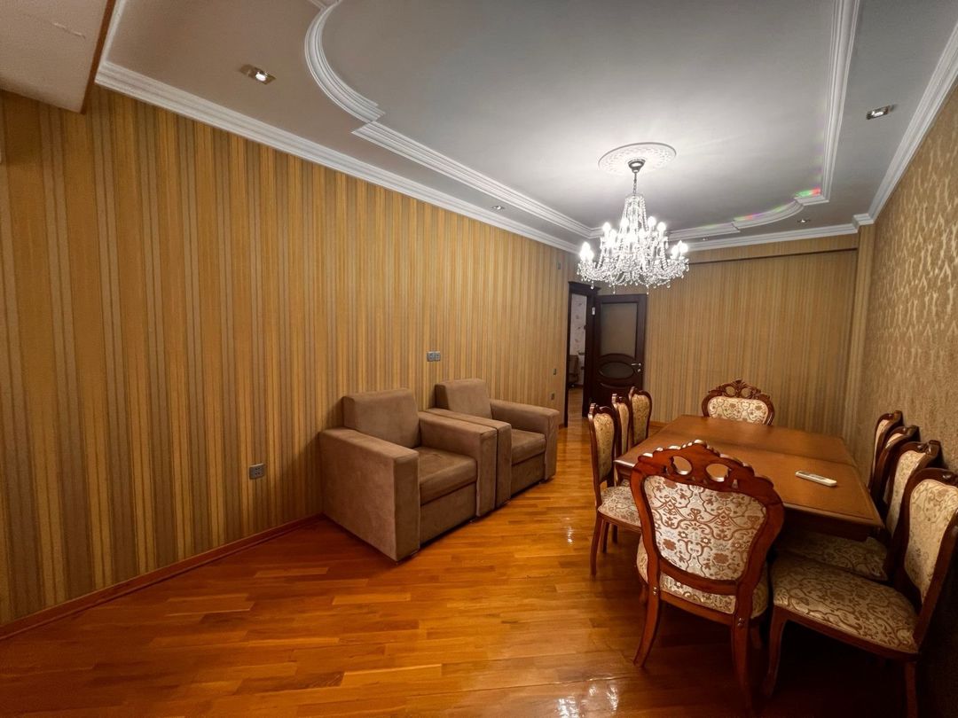 Satılır 3 otaqlı yeni tikili 135 m² — Mənzil, Bakı (2)