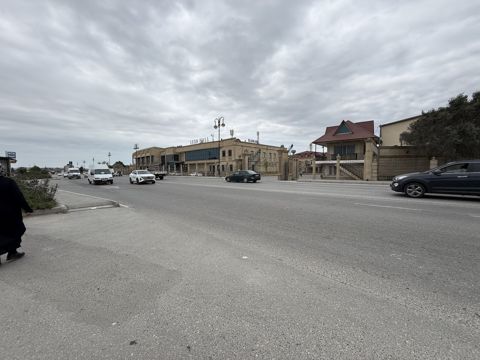 Satılır obyekt 10000 m² — Bakı