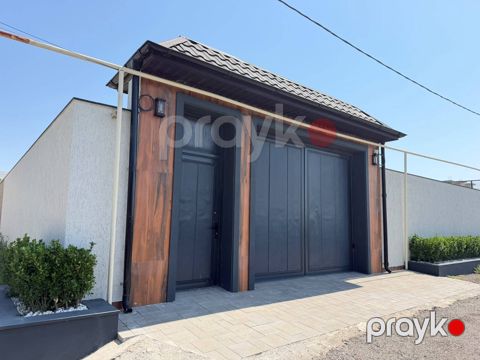 Satılır 5 otaqlı həyət evi/bağ evi 390 m²