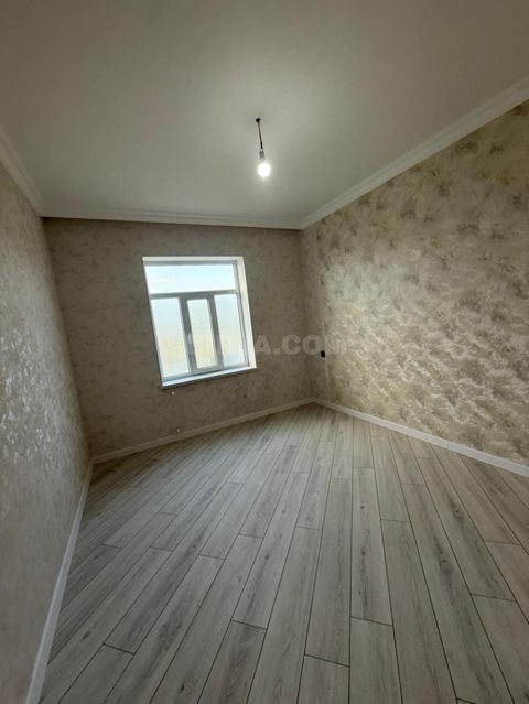 Savalan yaşayış massivində 4 otaqlı ev satılır