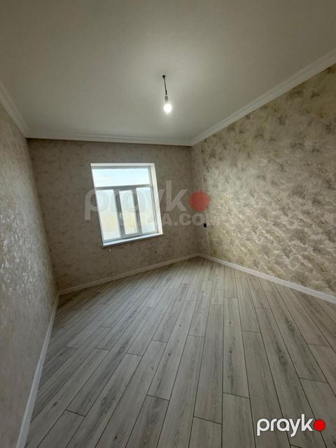Savalan yaşayış massivində 4 otaqlı ev satılır