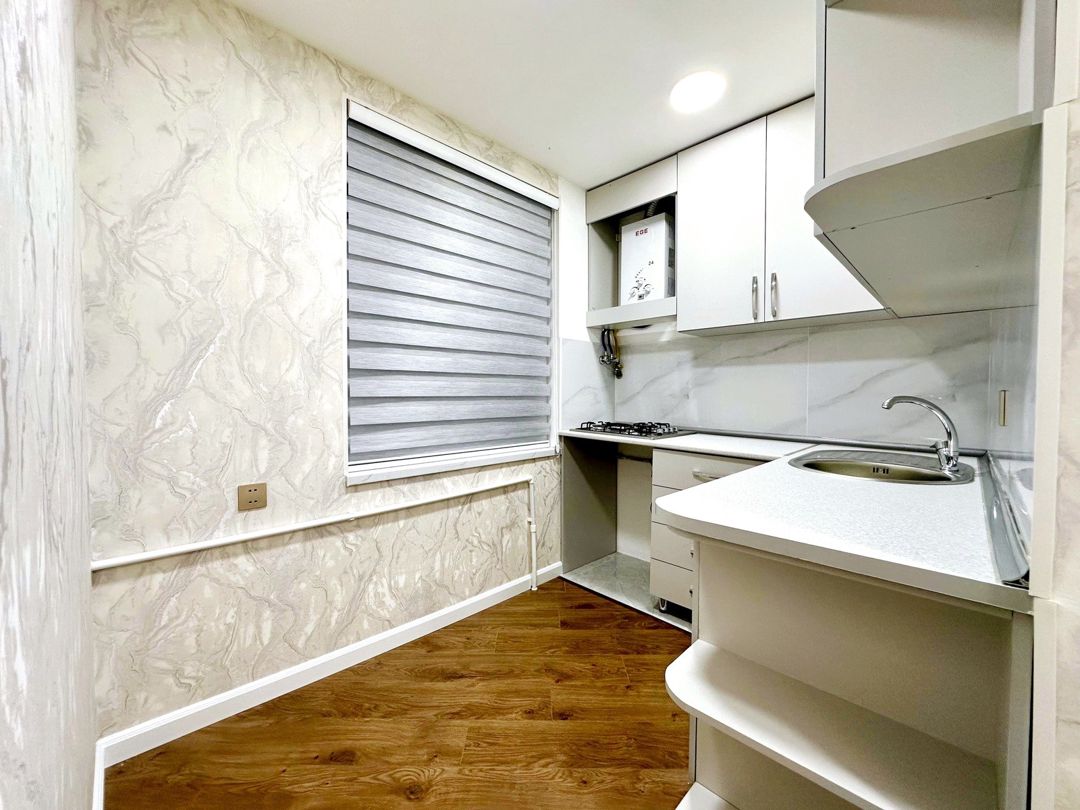 Satılır 2 otaqlı köhnə tikili 65 m² — Mənzil, Bakı (5)