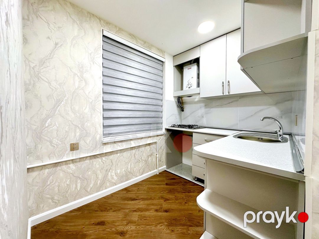 Satılır 2 otaqlı köhnə tikili 65 m² — Mənzil, Bakı (5)