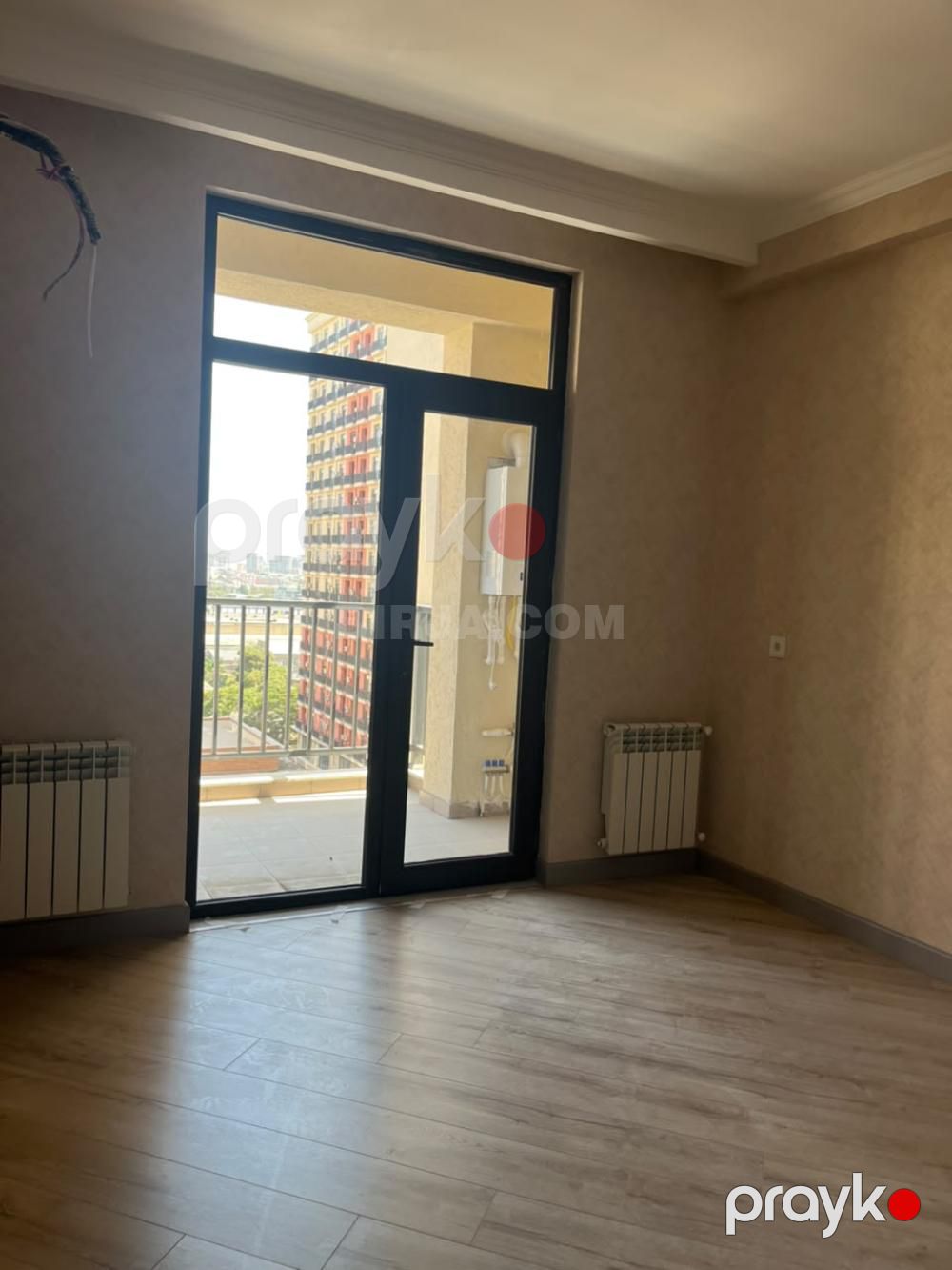 Satılır 2 otaqlı, 7 mkr — Ofis (5)