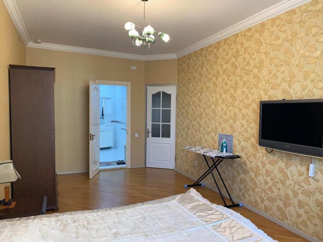 İcarəyə verilir 3 otaqlı yeni tikili 150 m² — Mənzil, Bakı (4)