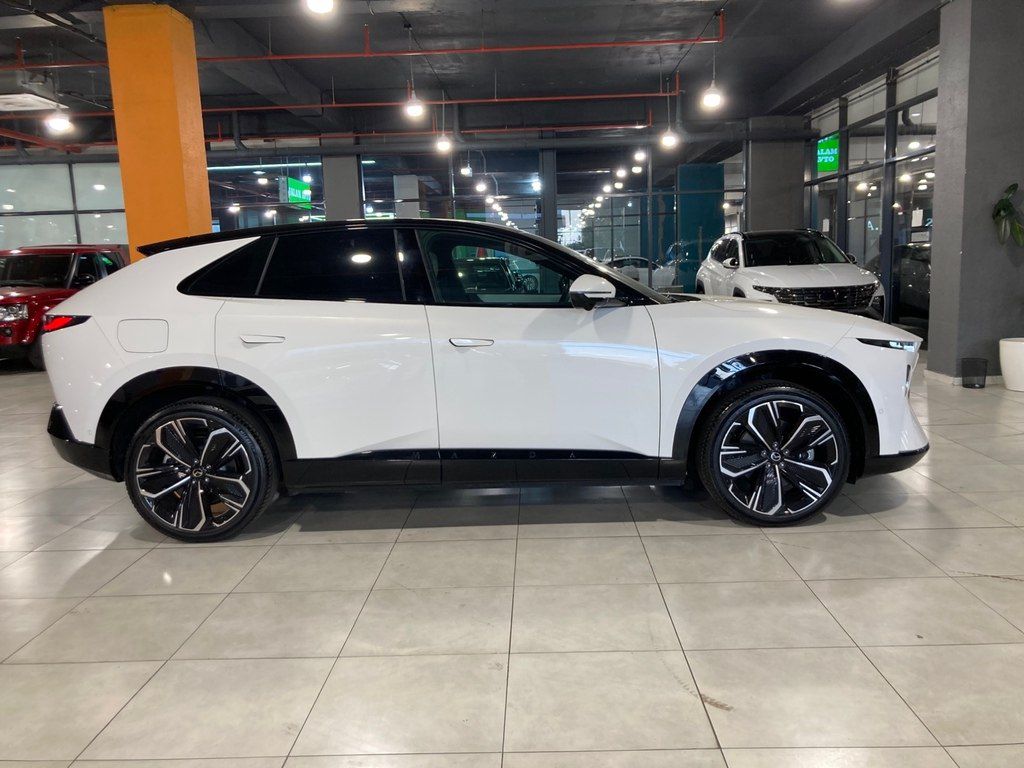Mazda EZ-60, 1.5 L, 31.73 kWh, 2025 il, yeni — Avtomobillər, Bakı (4)