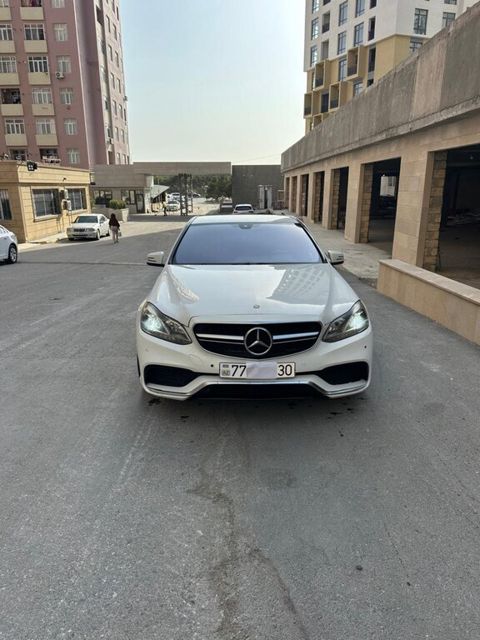 Mercedes E 220, 2.1 L, 2013 il, 293 000 km — Bakı