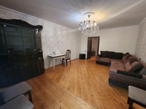 Salyan, 3 otaqlı, Köhnə tikili, 85 kv. m — Salyan