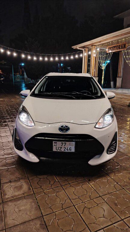Toyota Aqua, 1.5 L, 0.87 kWh, 2018 il, 115 000 km — Avtomobillər, Bakı