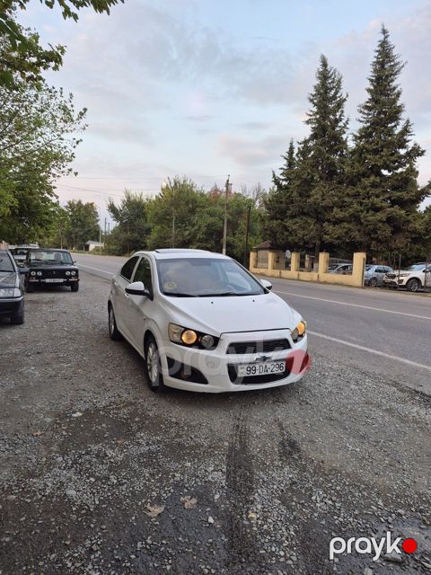 Chevrolet Aveo, 1.4 L, 2012 il, 450 000 km