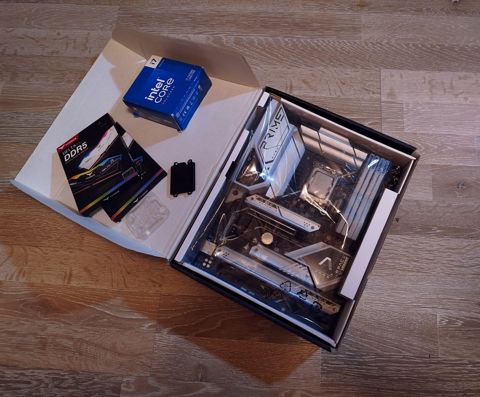 I7-14700K, Z790, 1TB, 64GB DDR5, 5070 Ti Combo — Bakı