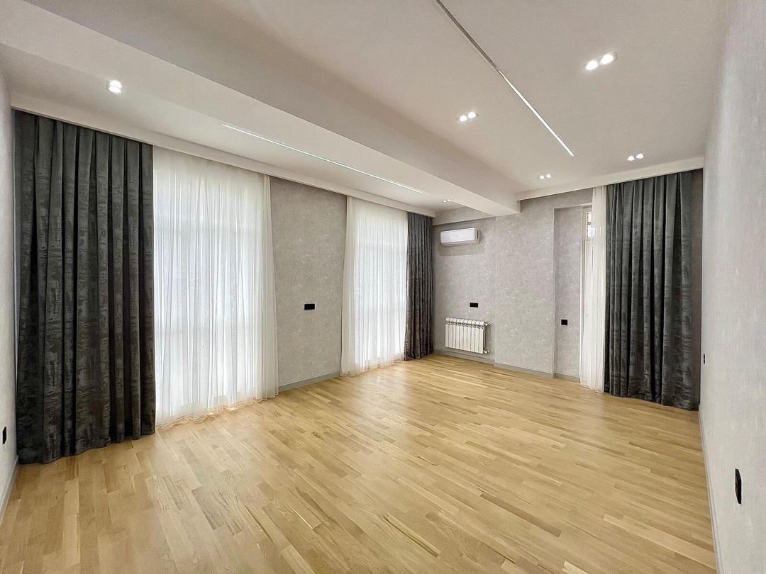 Satılır 4 otaqlı yeni tikili 195 m² — Mənzil, Bakı (7)