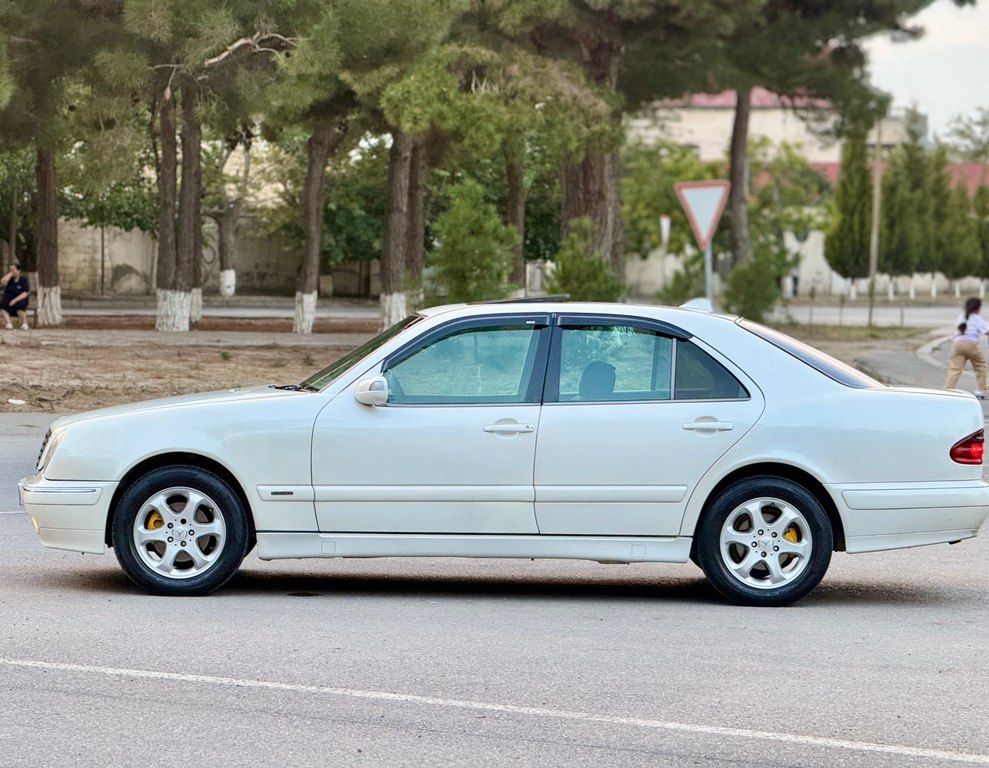 Mercedes E 220, 2.2 L, 2000 il, 395 554 km — Avtomobillər, Bakı (12)