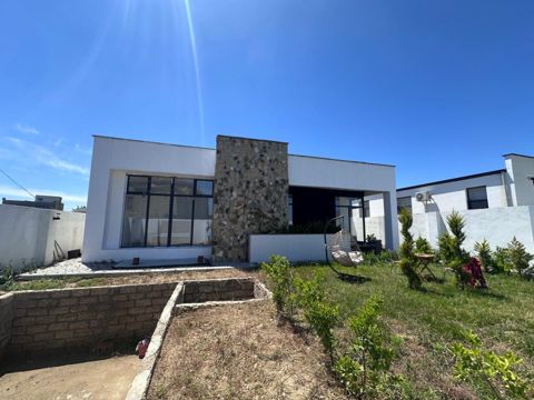 Satılır 4 otaqlı həyət evi/bağ evi 110 m² — Bakı
