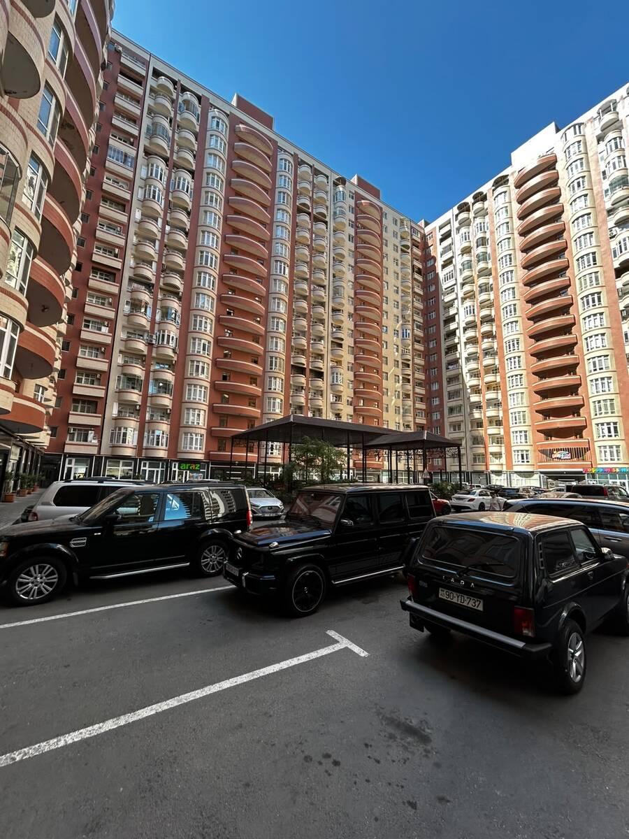 Satılır 3 otaqlı yeni tikili 135 m² — Mənzil, Bakı (2)