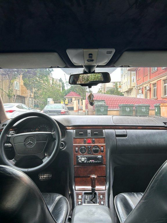 Mercedes E 230, 2.3 L, 1996 il, 387 579 km — Avtomobillər, Bakı (12)