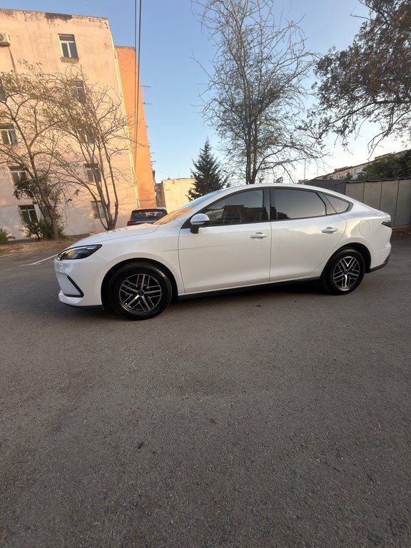 BYD Seal 05, 1.5 L, 7.68 kWh, 2025 il, 13 000 km — Avtomobillər, Bakı (3)