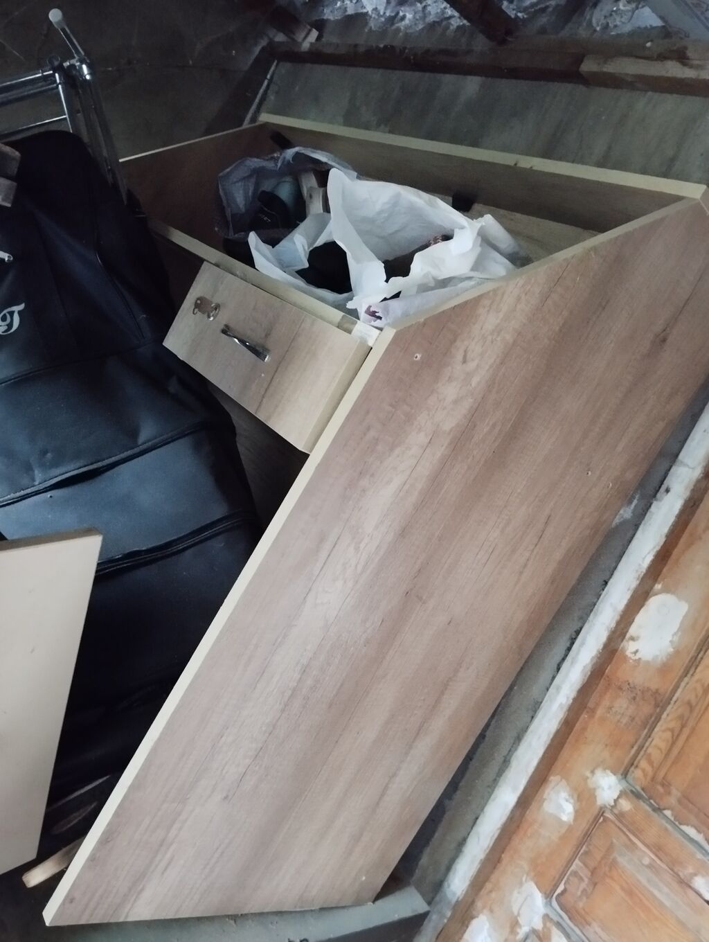 Resepşn kassa masasıTaxta komod/çamadankasa tipli sandıq - Material — Pul qutusunun və şkatulyalar, Bakı (3)