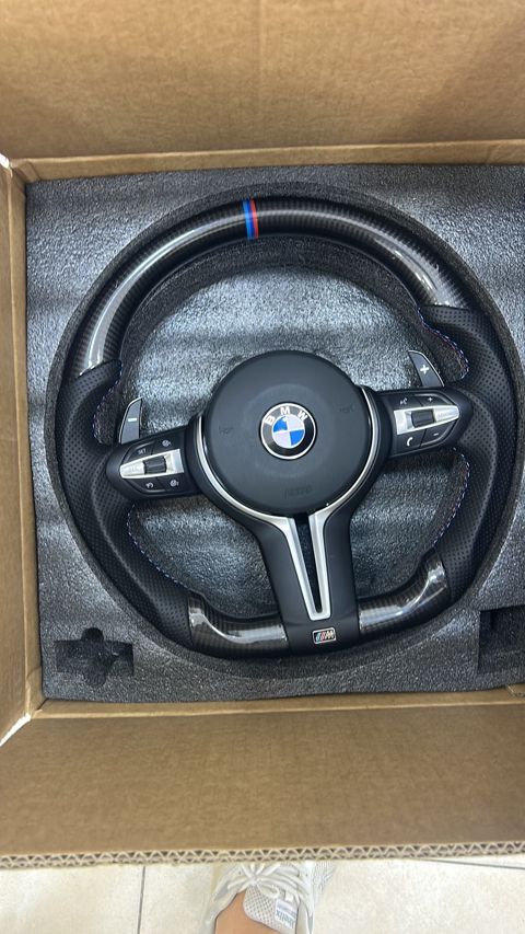 BMW sükanı — Bakı