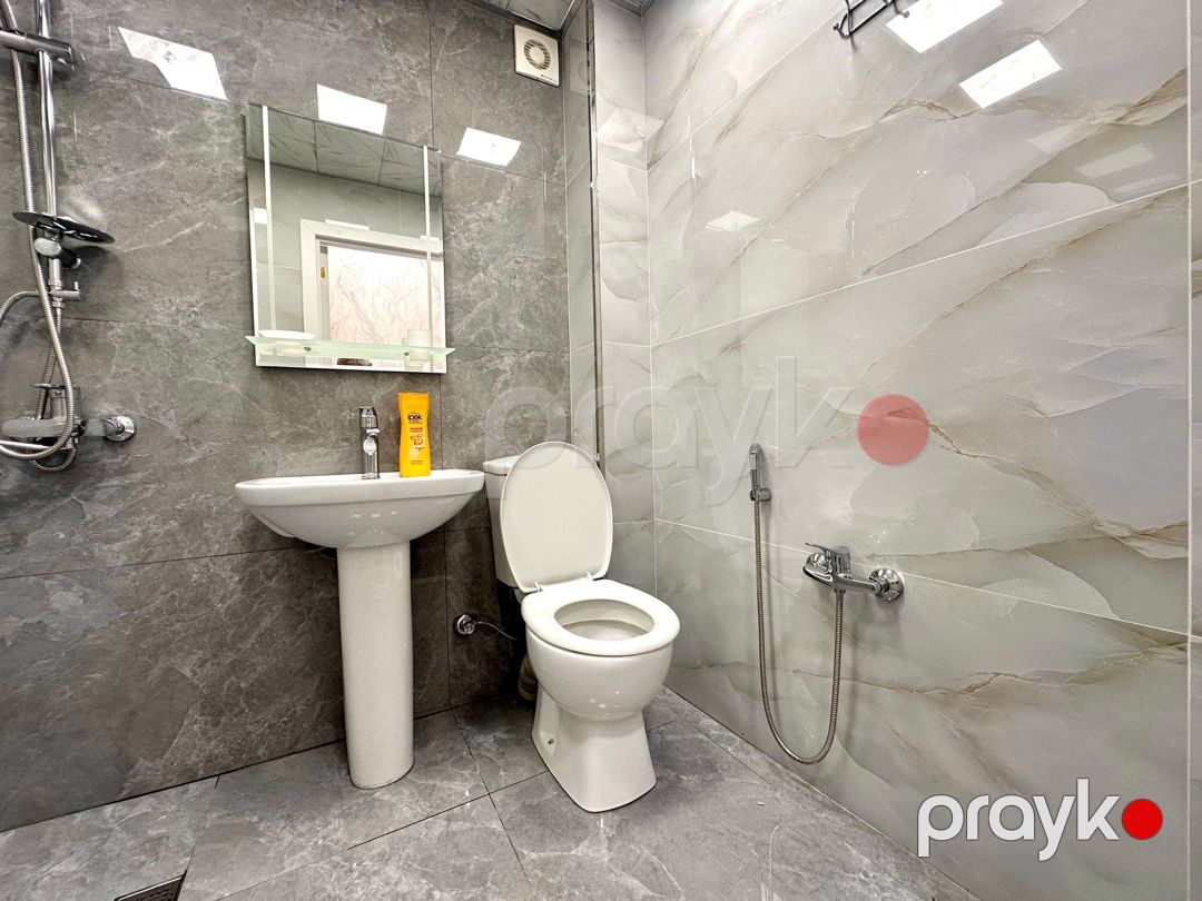 Satılır 2 otaqlı köhnə tikili 65 m² — Mənzil, Bakı (12)