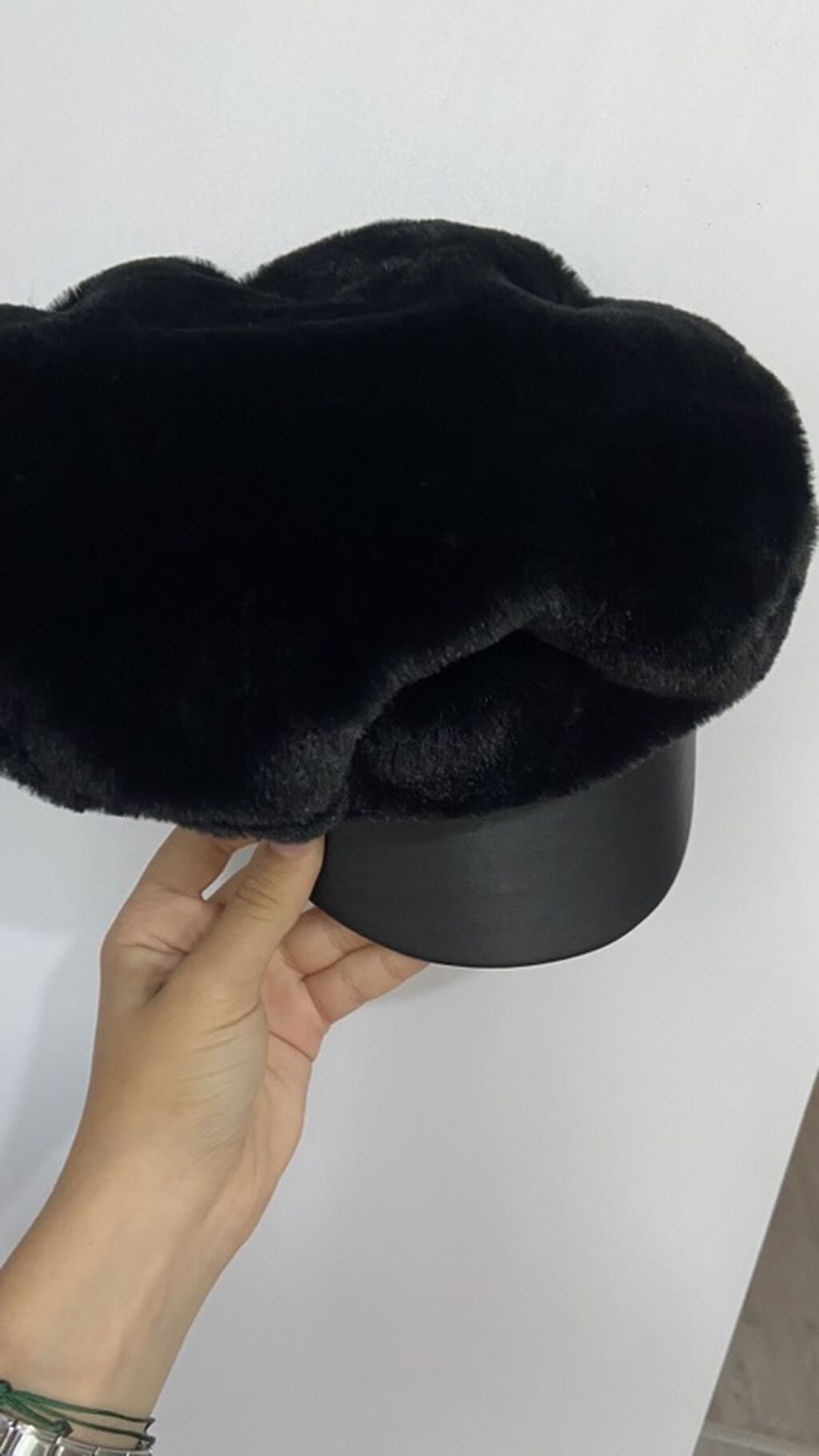 Qara rəngli unisex papaq – süni xəz üst hissə və dəri görünümlü — Baş geyimi, Sumqayıt (2)