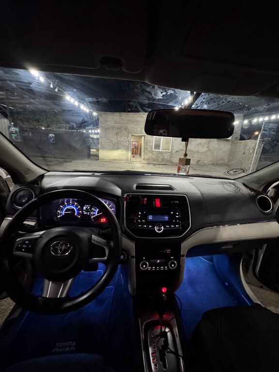 Toyota Rush, 1.5 L, 2020 il, 88 000 km — Avtomobillər, Bakı (5)