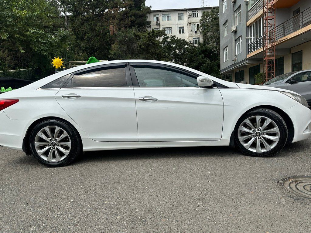 Hyundai Sonata, 2.4 L, 2010 il, 302 789 km — Avtomobillər, Bakı (3)