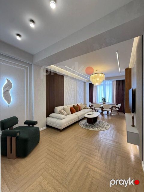 Satılır 3 otaqlı yeni tikili 120 m²