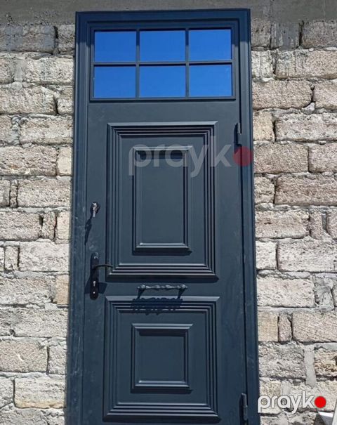Seyf qapı — Bakı