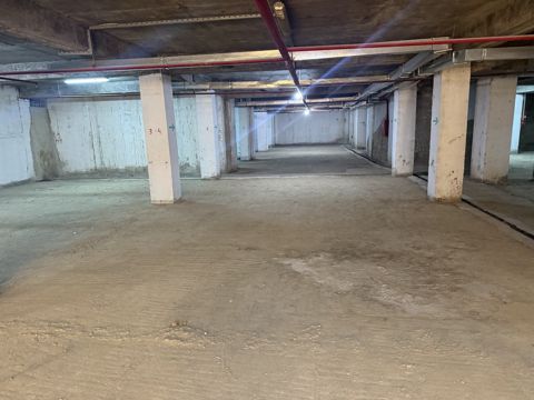 Satılır obyekt 200 m² — Bakı