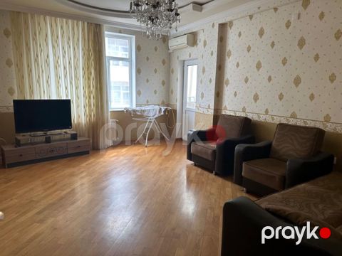 İcarəyə verilir 3 otaqlı yeni tikili 120 m²