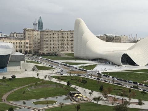 Satılır 2 otaqlı yeni tikili 110 m² — Bakı