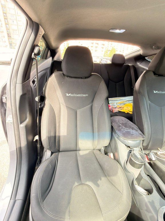 Hyundai Veloster, 1.6 L, 2013 il, 244 620 km — Avtomobillər, Bakı (12)