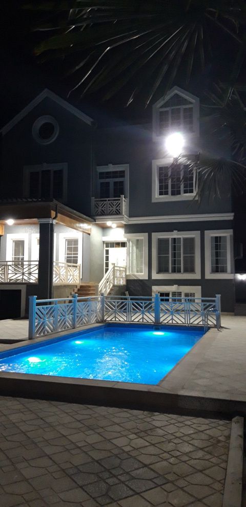 Satılır 5 otaqlı həyət evi/bağ evi 430 m² — Bakı