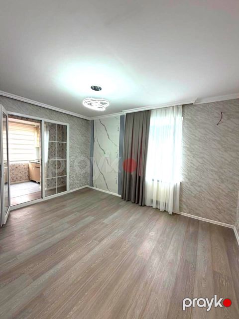 Satılır 2 otaqlı köhnə tikili 35 m²