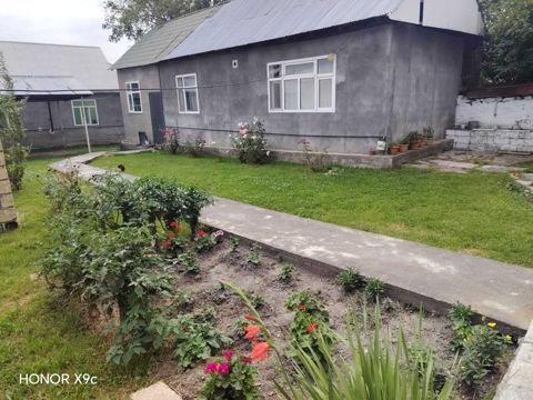 Satılır 4 otaqlı həyət evi/bağ evi 145 m² — Qəbələ
