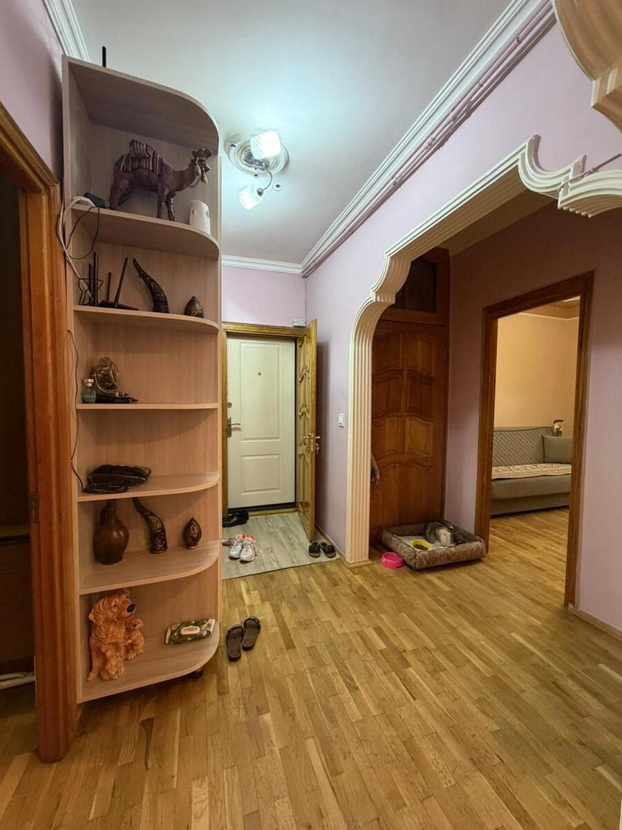 Satılır 2 otaqlı köhnə tikili 80 m² — Mənzil, Bakı (12)