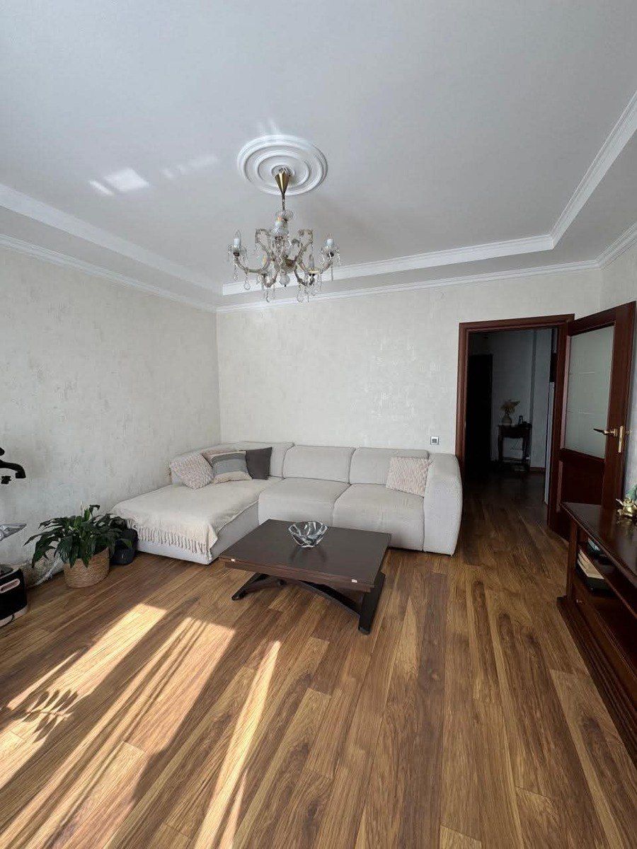 Satılır 3 otaqlı köhnə tikili 85 m² — Mənzil, Bakı (2)